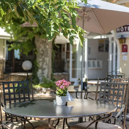 Le Relais D'agay Hotel