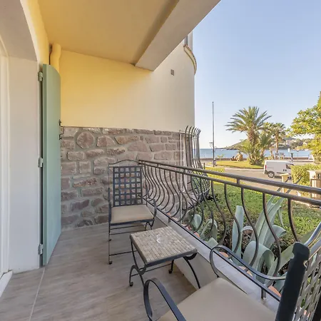 Le Relais D'agay 3*