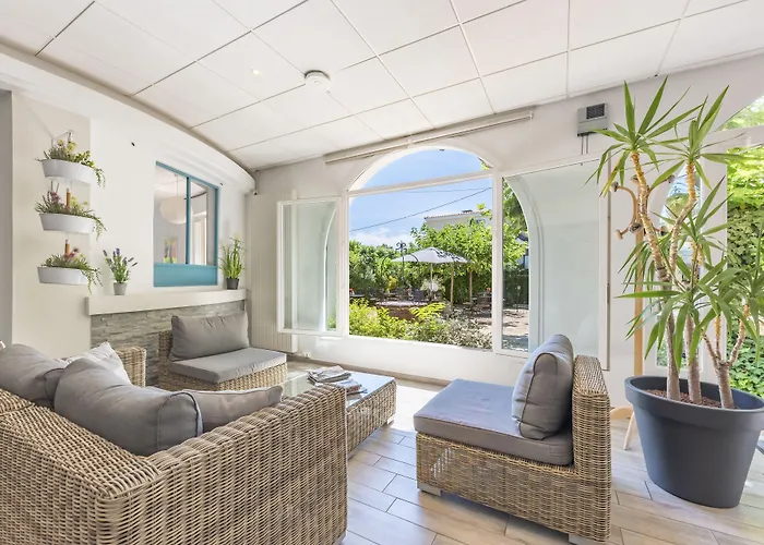 Le Relais D'agay Hotel