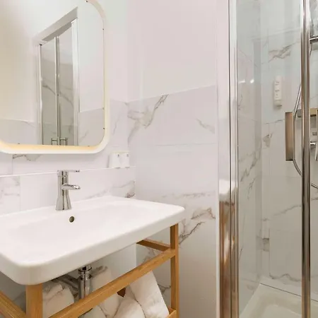 Le Relais D'agay Hotel