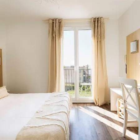 Le Relais D'agay 3*