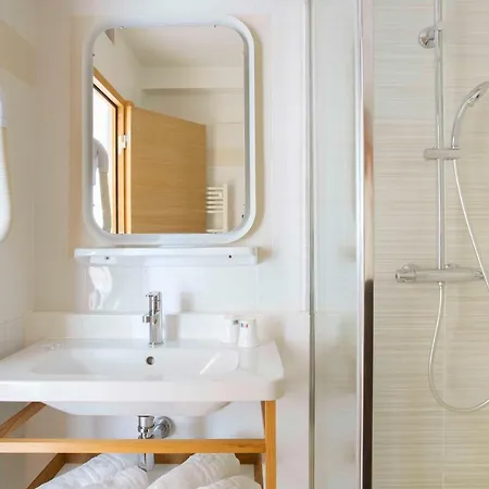 Hotel Le Relais D'agay 3*