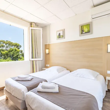 Le Relais D'agay Сен-Рафаэль