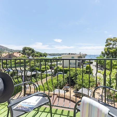 Отель Le Relais D'agay 3*