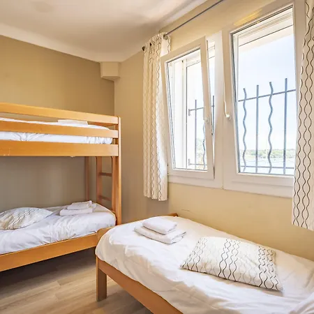 Le Relais D'agay Отель Сен-Рафаэль