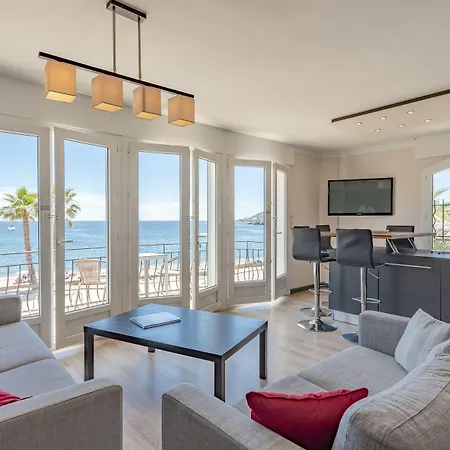 Le Relais D'agay Отель 3*