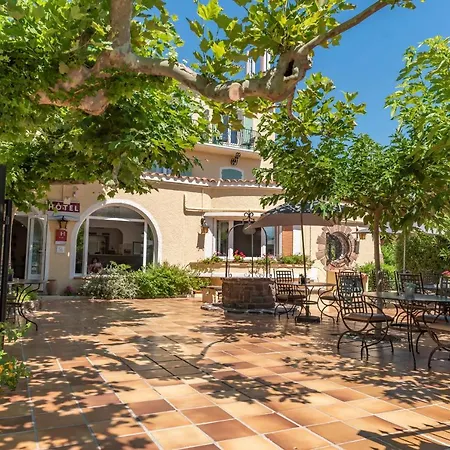 Le Relais D'agay 3*