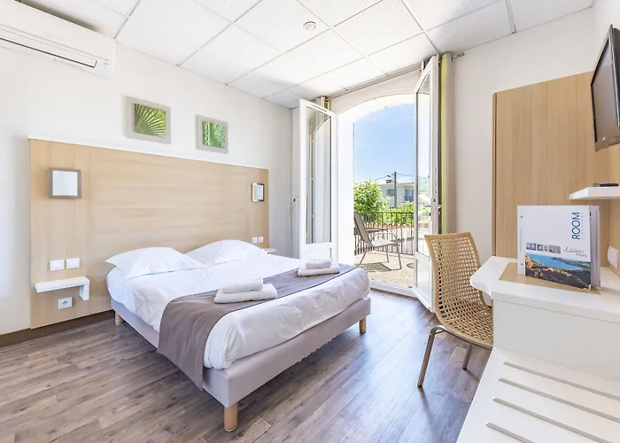 Le Relais D'agay Otel