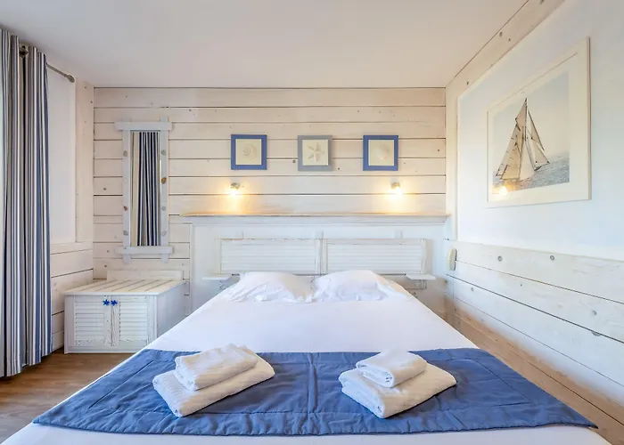 Le Relais D'agay Otel