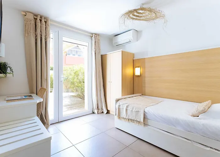 Le Relais D'agay 3*