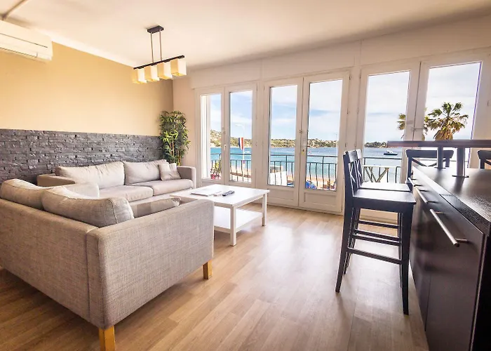 Le Relais D'agay Otel